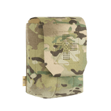 M‑Tac Medic Pouch Vertical Large Elite i slidstærkt Cordura 500D materiale i camouflage design, perfekt til førstehjælpsudstyr.