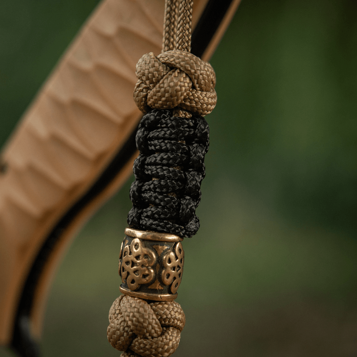 M-Tac Lanyard Scandinavian Small Chinese Knot med snoet paracord og skandinavisk perle, ideel til knive og gear