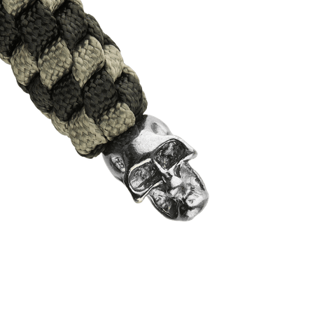 M-Tac Knife Lanyard Helix Skull med flettet paracord og kraniumsdetalje for stil og funktionalitet til lommeknive.