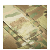 Tæt på M-Tac Bukser Army Gen. II NYCO Extreme med elastisk materiale og camouflageprint, fremstillet af holdbart NYCO Extreme-stof.