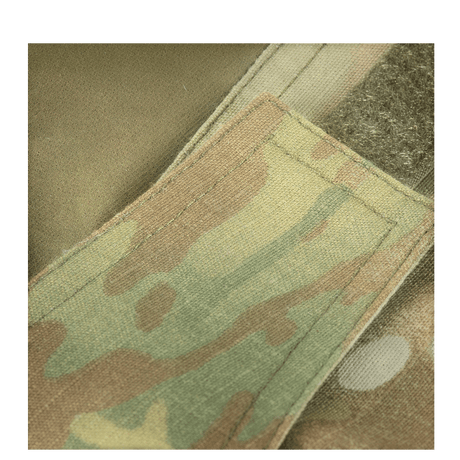 Detalje af M-Tac Feltjakke NYCO Extreme i Multicam mønster, fremstillet af holdbart NYCO Extreme-stof.