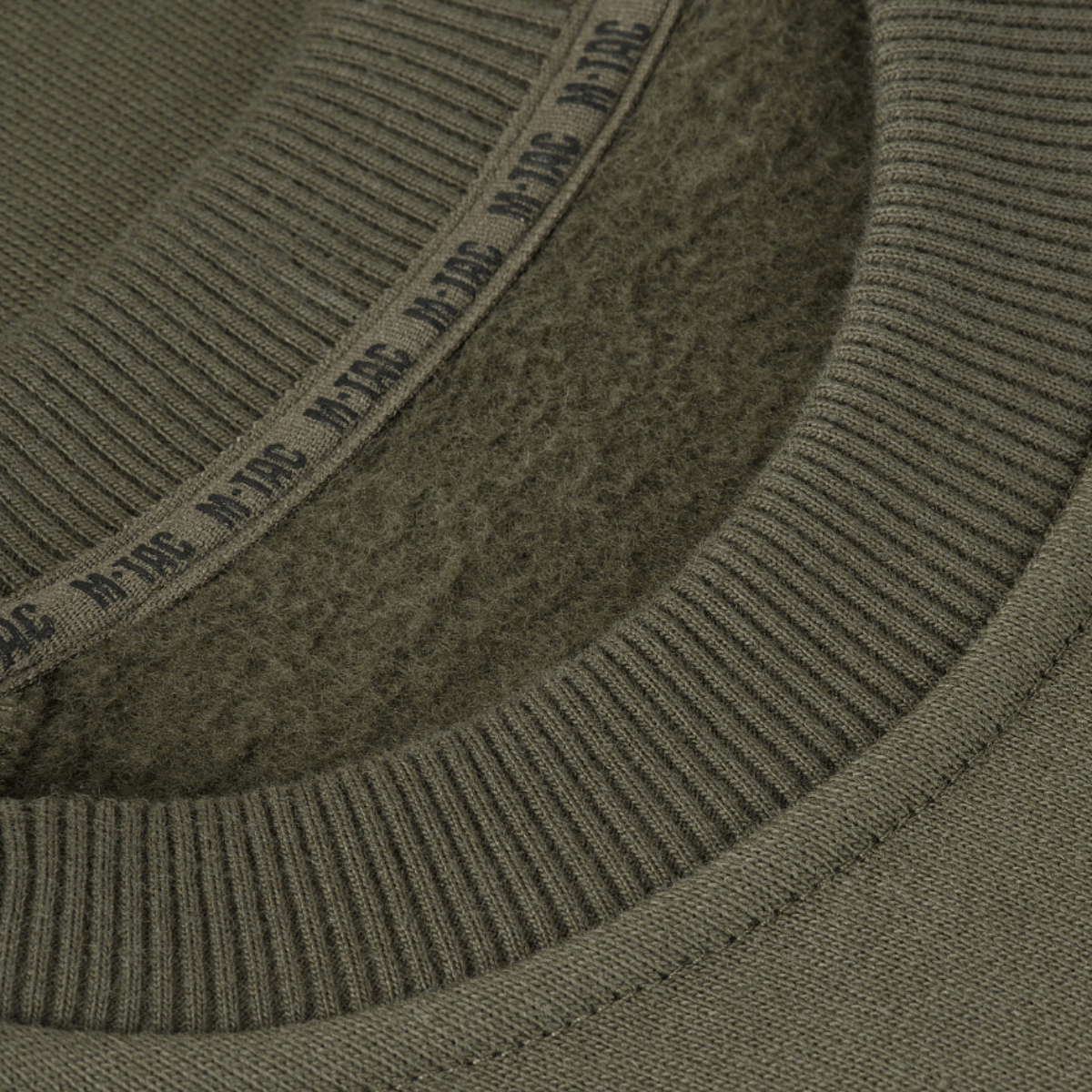 Ribkant på ærme og hals i M-Tac Sweatshirt Cotton Hard, 100% bomuld, grøn farve, viser komfort og varm kvalitet.
