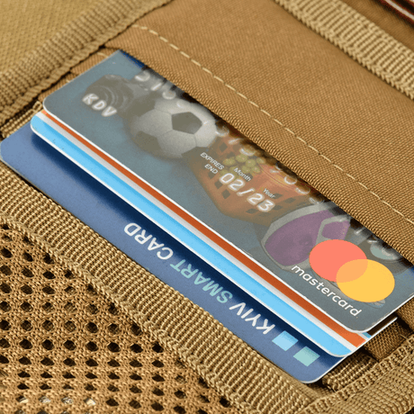 M-Tac Pung Elite Gen.II med kortpladser og holdbare rum til visitkort og kontanter, fremstillet i slidstærk Cordura 500D materiale.