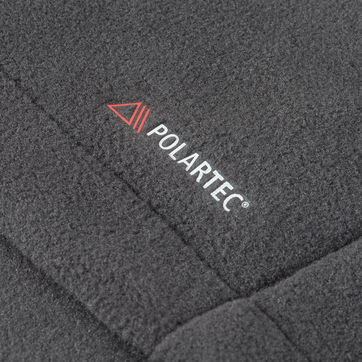 M-Tac Nord Polartec Fleecejakke med premium Polartec 200 Series materiale i nærtstående visning.