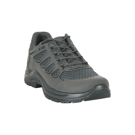 M-Tac Tactical Sneakers IVA i åndbar mesh med syntetisk nubuck, perfekt til trekking og outdoor-aktiviteter, let og slidstærk design.