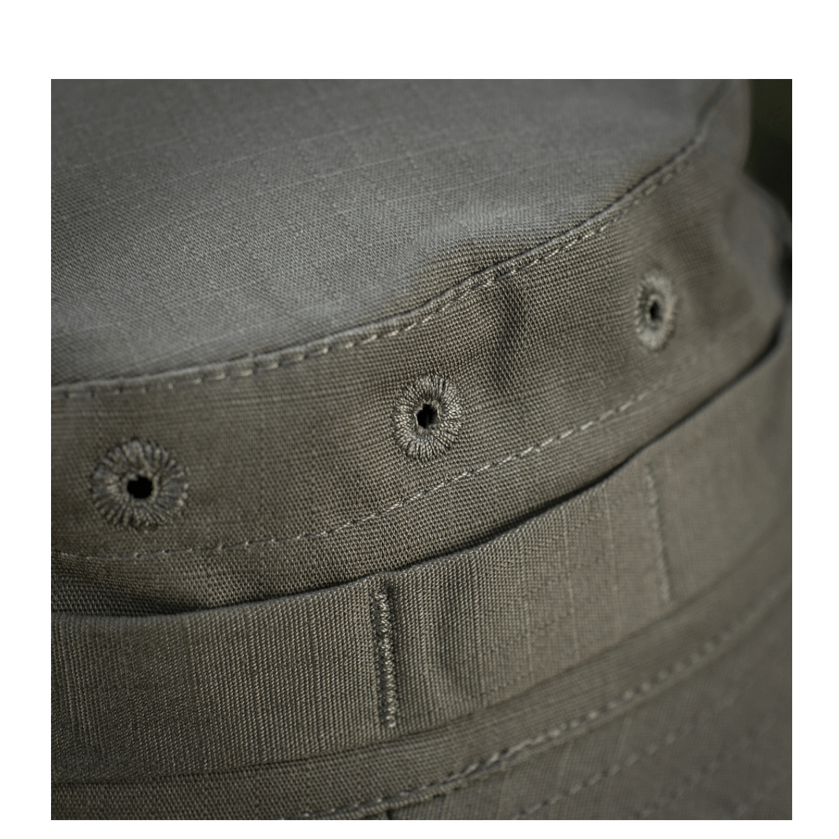 Nærbillede af M-Tac Panamahat Gen. II Flex Rip-Stop med stærkt rip-stop stof og skjulte syninger.