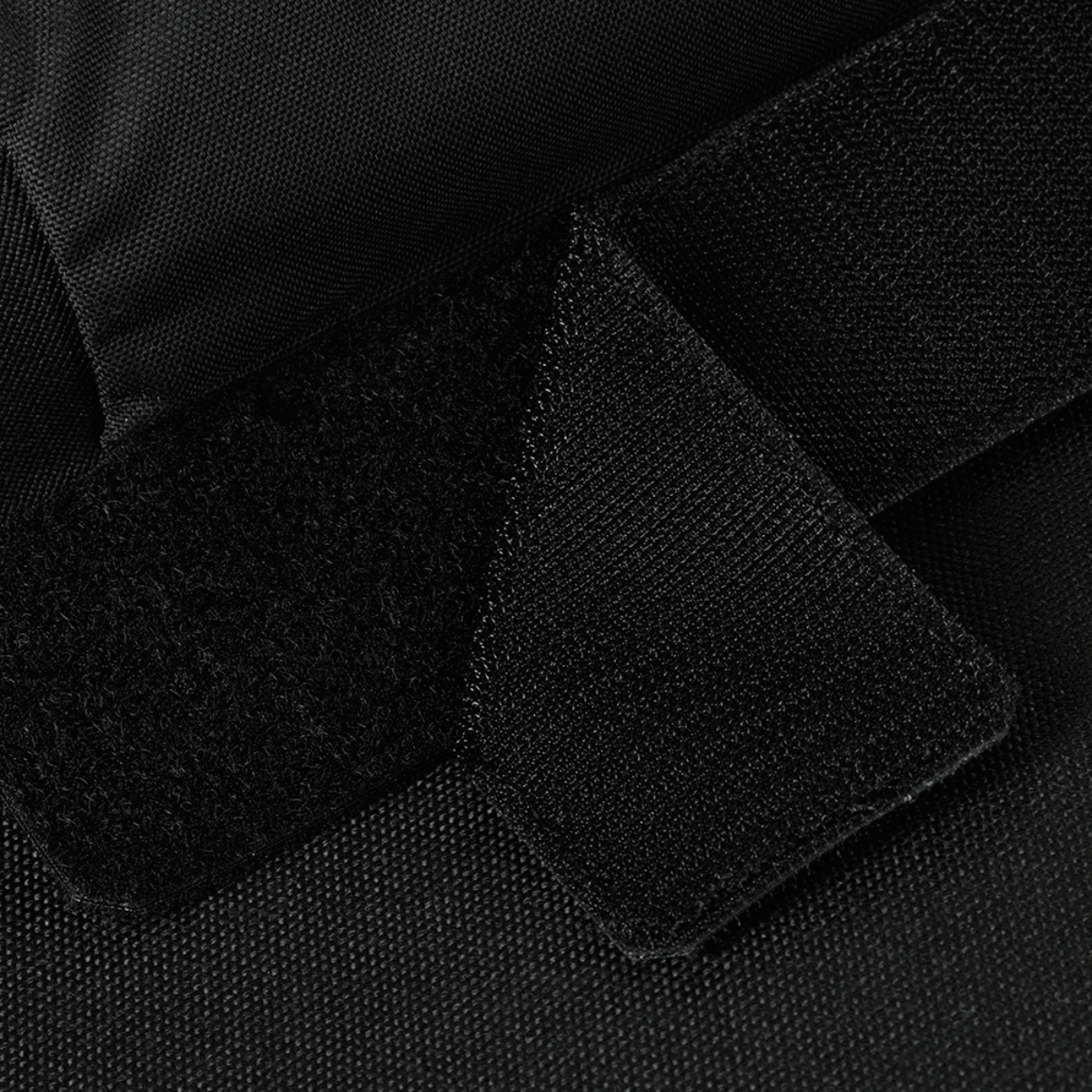 Nærbillede af M-Tac Horizontal Medical Pouch ROLL Elite med aftagelig velcro og slidstærk Cordura 500D materiale.