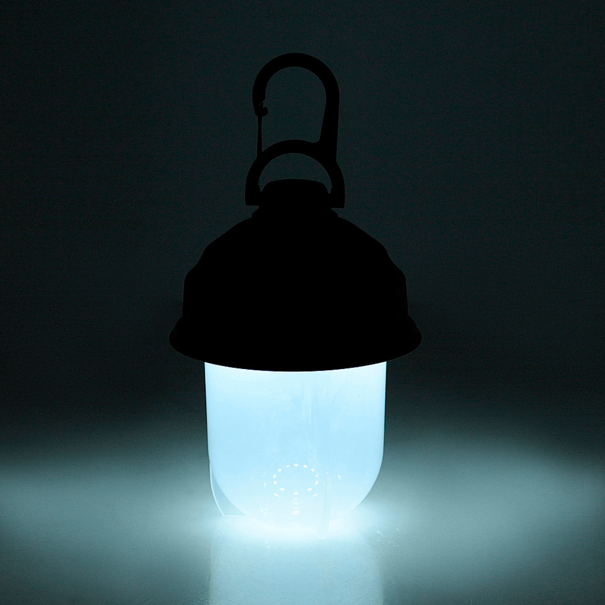 M-Tac Turist Hængelampe med retrodesign og LED-lys, perfekt til camping, fiskeri og jagt, lyser i mørket. 200 lumen, 3 lysfunktioner.