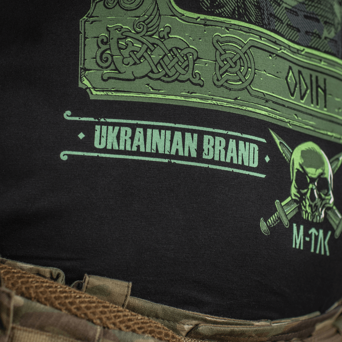 M-Tac T-Shirt Night Vision med Odin-print i kampudstyr og "Valhalla Calling" slogan, blød bomuldsblanding, ukrainsk mærke