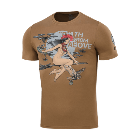 M-Tac T-Shirt Death From Above med heksefigur og droner, kombinerer ukrainsk folklore og moderne militært tema, bomuld og elastan.