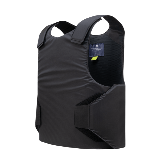 Anorak Titanium® Concealable IV Stik & Skudsikker Vest med NIJ niveau IIIA beskyttelse, kan bæres skjult eller synligt.