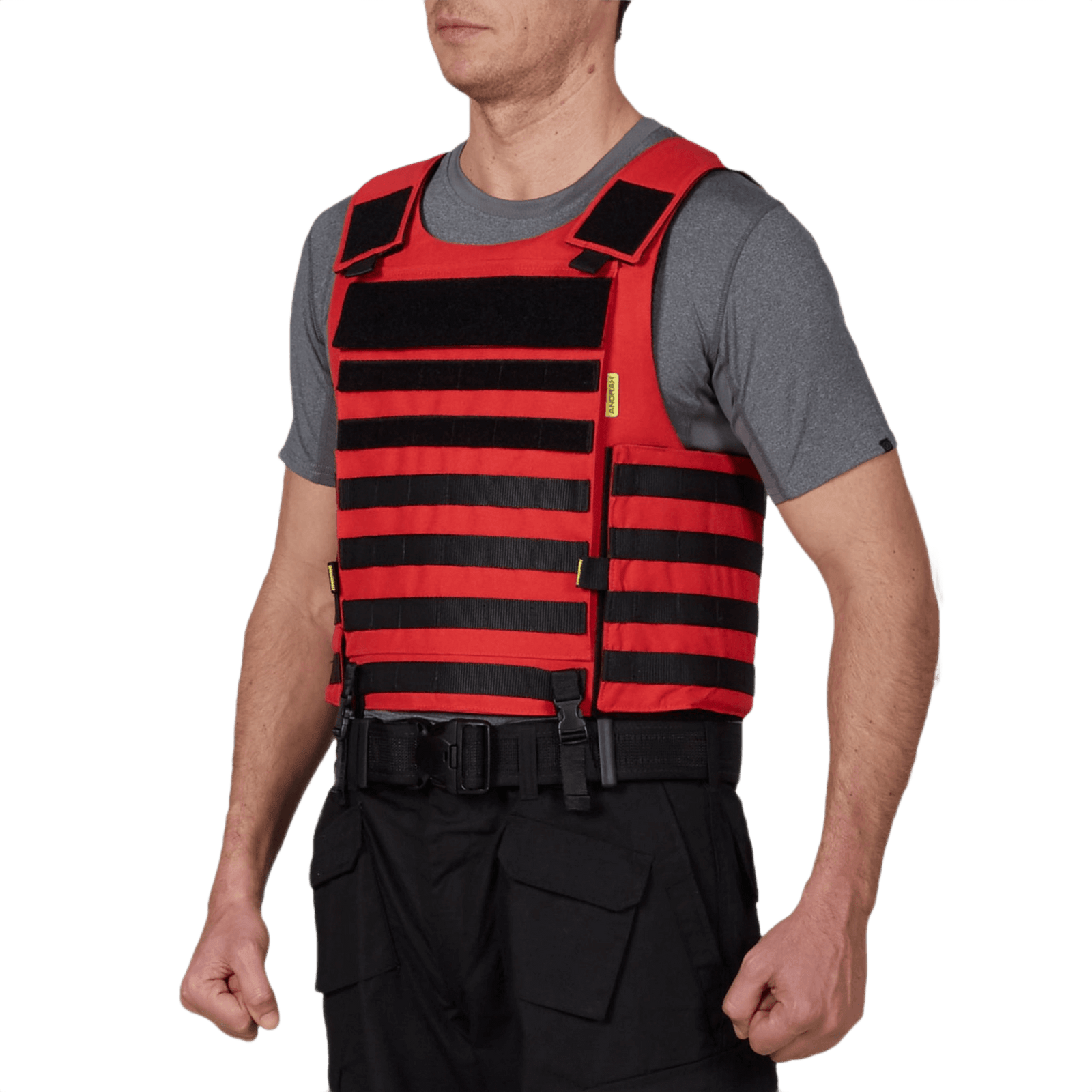 Rød Anorak Instructor I Cover med PALS webbing og ergonomisk design til politiet og Forsvaret, set på en person