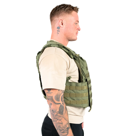 Elite Armor Plate Carrier Grøn model fra siden