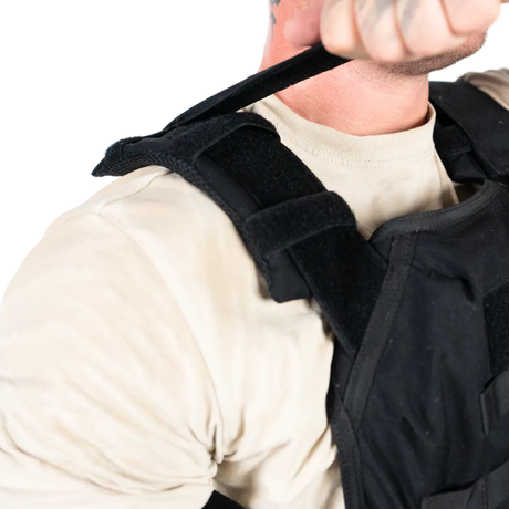 Elite Armor Plate Carrier Sort spænde ved skulder