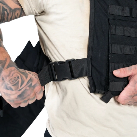 Elite Armor Plate Carrier Sort lukning i siden
