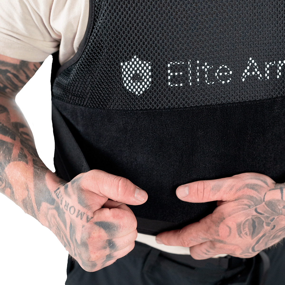 Elite Armor RX2 Stikk- og skuddsikker vest nærbilde spenne i siden