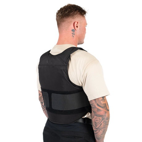 Elite Armor Xtreme Stik & Skudsikker vest model vinkel bagfra
