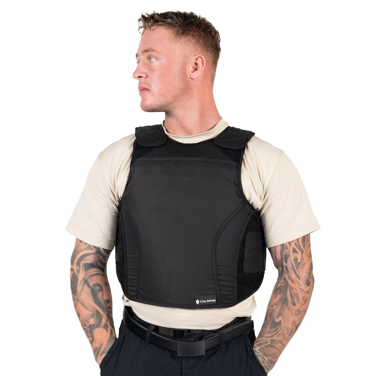 Elite Armor Xtreme Stik & Skudsikker vest model vinkel