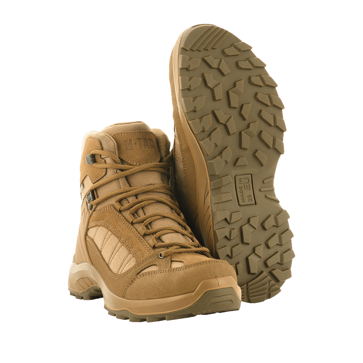 M-Tac Taktiske Sæsonstøvler i ruskind og Cordura®-stof, velegnede til outdoor-brug og krævende terræn, set fra siden og nedenfra.
