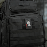 M-Tac Patch Bad Boy (Broderi) med ace of spades motiv på rygsæk i Cordura 500D, symboliserer frihed og mod. Fastgøres med Velcro.