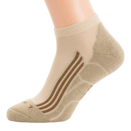 M-Tac Coolmax 35% Sokker Outdoor i beige til outdoor-aktiviteter, komfortabel og hurtigtørrende med anatomisk design.