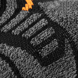 Tekstureret materiale af M-Tac Coolmax 75% Sokker med fugttransporterende Coolmax® fiberstruktur for optimal komfort og bevægelsesfrihed.