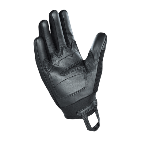 M-Tac Handsker Assault Tactical Mk.4 med forstærket læderhåndflade og velcro på manchet, designet til sikker våbenhåndtering.