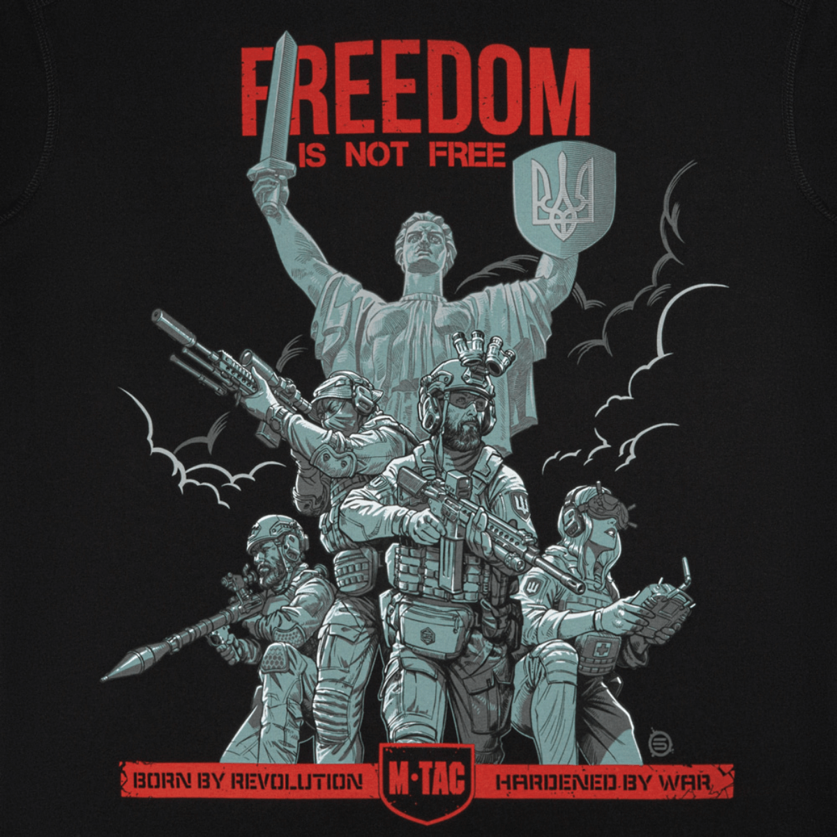 M-Tac Hoodie Freedom med militærinspireret design og "Freedom is Not Free" print. Perfekt til hverdagsbrug og aktivt friluftsliv.