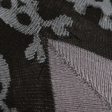Detalje af M-Tac Letvægtssokker Mk.3 Pirate Skull med ergonomisk design og åndbart materiale til trekking og hverdag.