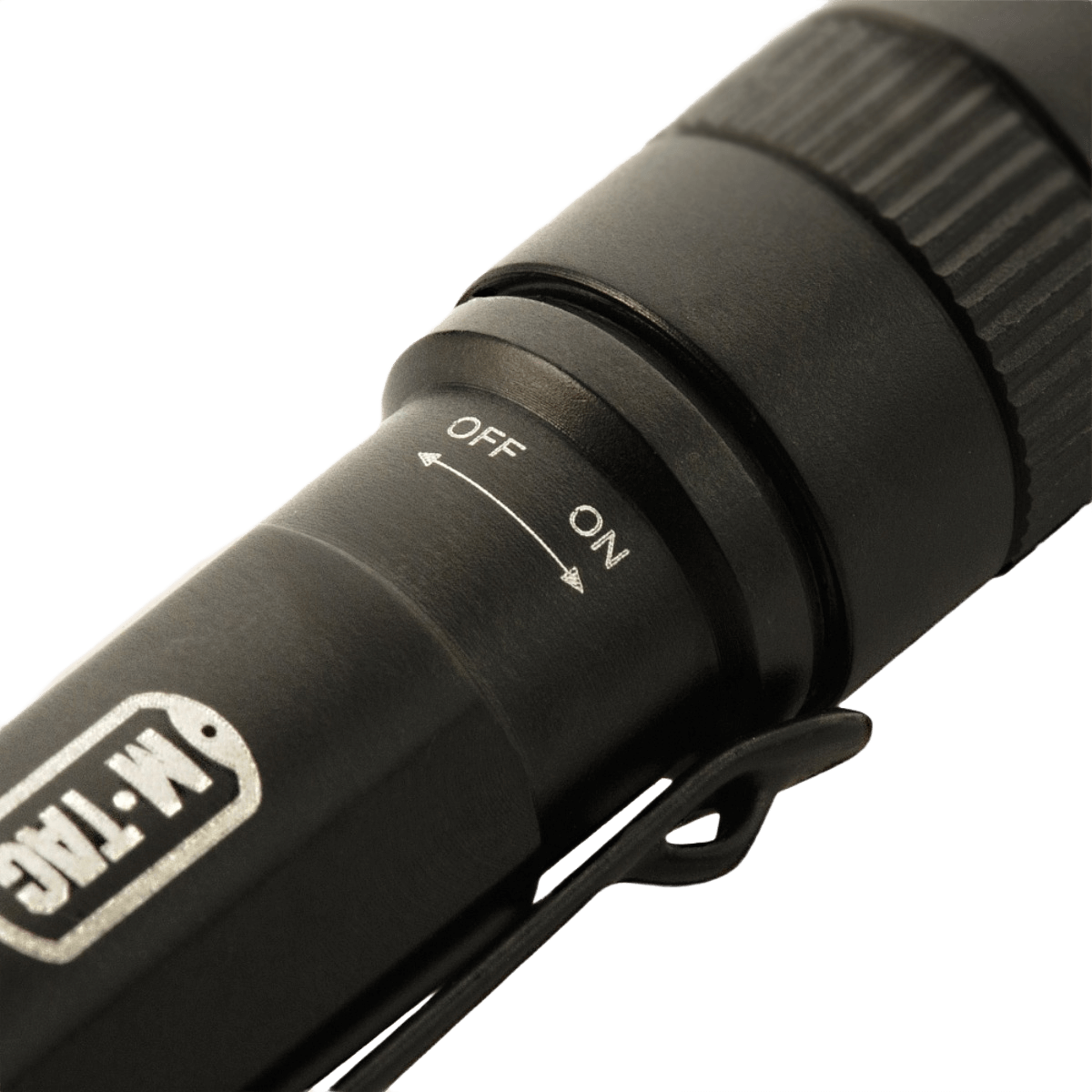 M-Tac Lommelygte K2 - kompakt stilfuld lommelygte i aluminium med høj lysstyrke, perfekt til nøglebundt og EDC-kit, stødsikker og vandresistent