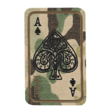 M-Tac Patch Ace Of Spades (Broderi) i slidstærk Cordura 500D med broderet design og Velcro fastgørelse, camouflagefarver.