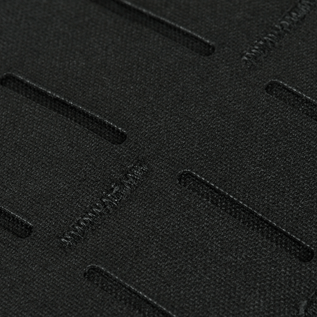 Nærbillede af materialet på M-Tac Plate Carrier Cuirass FAST QRS Gen.II, fremstillet af slidstærkt Cordura 500D for holdbarhed.