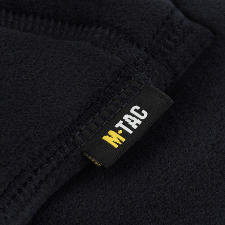 M-Tac Polartec Anatomic Tube Scarf i sort Polartec® Micro Series fleece med M-Tac logoet. Multifunktionelt design beskytter mod kulde og vind.