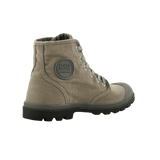 M-Tac Sneakers i klassisk design med 6 metalliserede snørehuller, vulkaniseret gummi ydersål og polyester snørebånd.