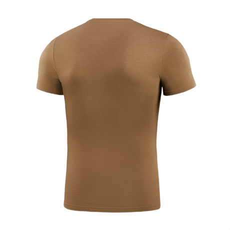 M-Tac T-Shirt Death From Above set bagfra i brun bomuld og elastan, kombinerer komfort og fleksibilitet med militært tema.