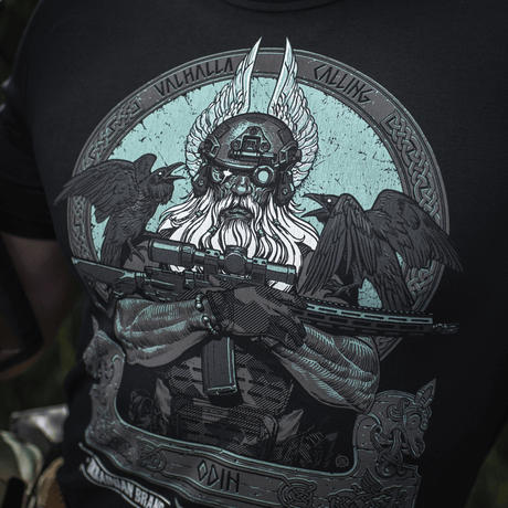 M-Tac T-Shirt Odin Mystery med print af nordisk Odin, Hugin, Munin, "Valhalla Calling" og klassiske symboler, lavet af blød bomuldsblanding