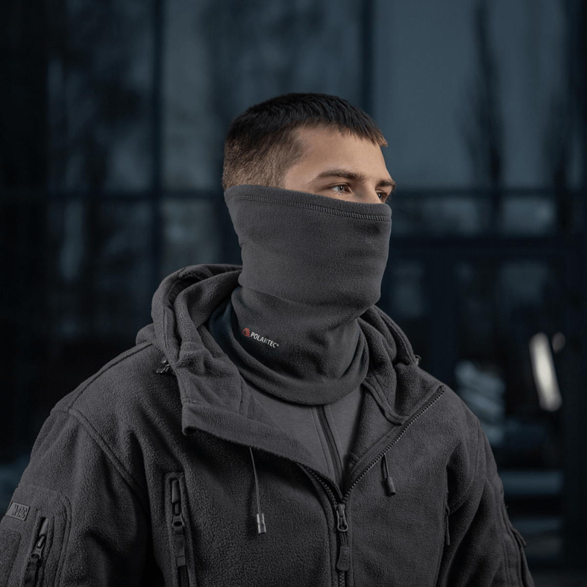 M-Tac Tube Scarf Polartec multifunktionelt halstørklæde til windstød og vejrbeskyttelse, perfekt til jagt, cykling og motorsport.