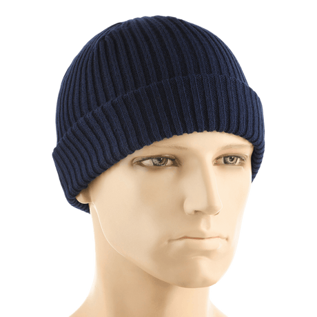 M-Tac Watch Cap 100% Akryl i marineblå strik med dobbelt opslag, ideel til koldt vejr, vises på mannequin.
