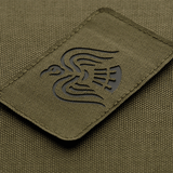 M-Tac Patch Ravneflag Laser Cut med sort ravn på Cordura 500D materiale, velegnet til uniform og taktisk udstyr, 80x50 mm med velcro.