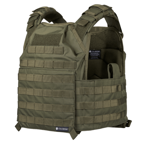 Elite Armor Plate Carrier i grøn set forfra i vinkel